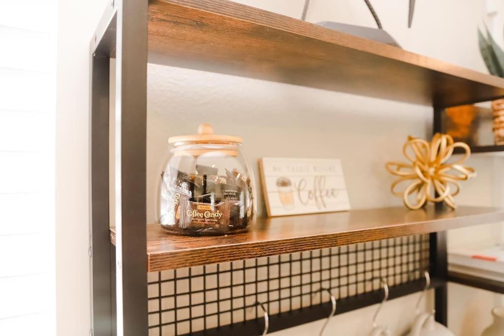 Вилла The Little Getaway-Sleeps 4, Firepit, Pet Friendly Pottsboro Экстерьер фото